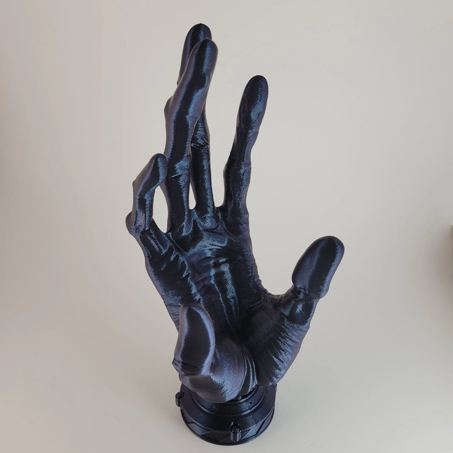 6 Finger Alien Hand Video Gaming Controller Holder